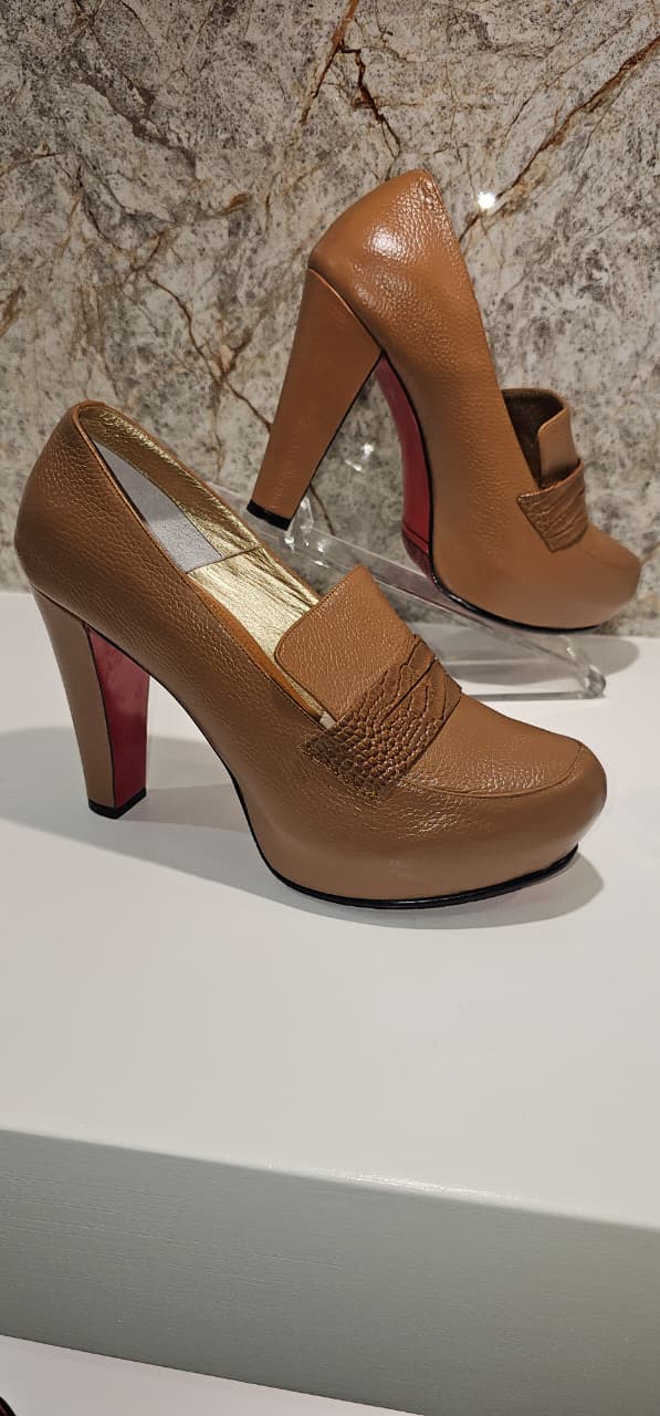 Calzado Ejecutivo Miel Z-011